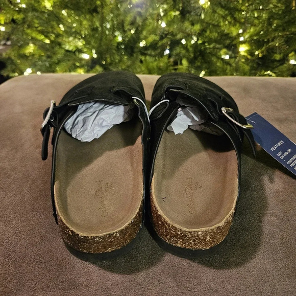 Universal Thread all black suede women's Clogs - Picture 3 of 8